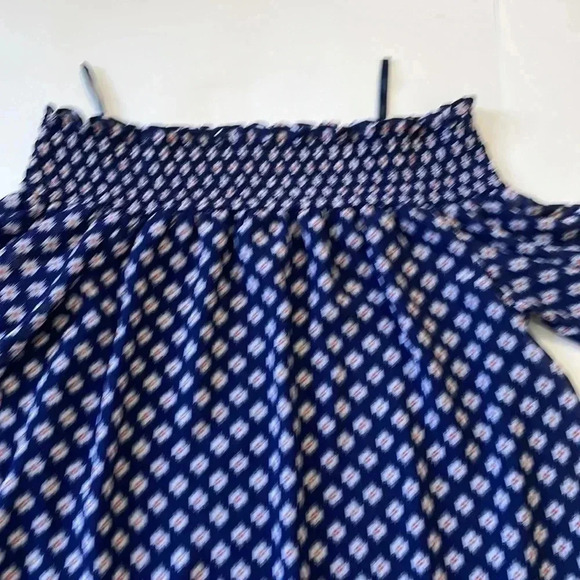 Michael Kors off the shoulder top size small - Picture 3 of 5